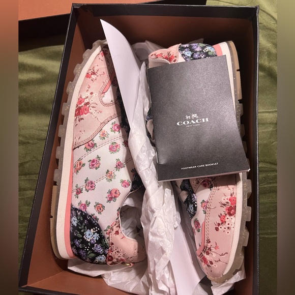 Coach Sneakers - Picture 6 of 8